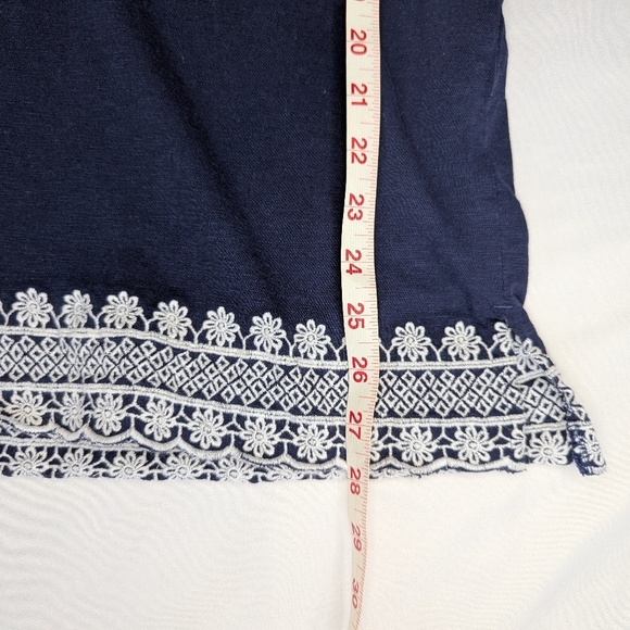 Chico's Long Navy Tunic with White Embroidery Cotton, Women's Size 1 (Medium) - Picture 8 of 12